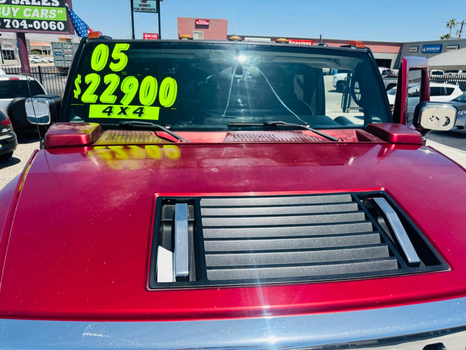 2005 Red /black Hummer H2 SUT , located at 2190 Hwy 95, Bullhead City, AZ, 86442, (928) 704-0060, 0.000000, 0.000000 - 2005 Hummer H2 SUT. only 92k miles. 6.0 V8 4 wheel drive. New transmission with warranty. New shocks. lots of extras .onstar. backup camera, custom stereo. fabtech 6 in lift with 40 in tires. Big Bad Hummer. $22900. Free and clear title. - Photo #15
